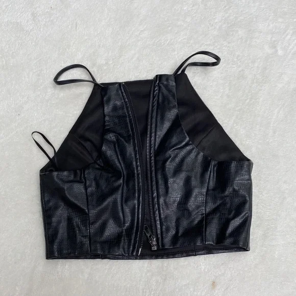 Leather halter top - Picture 2 of 3